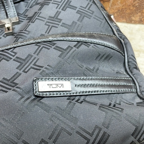 TUMI Black Nylon Laptop Travel Briefcase Bag Geometric Logo Office Pockets - Picture 14 of 15